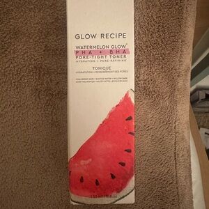 Glow Recipe Watermelon Glow PHA + BHA Pore-Tight Toner